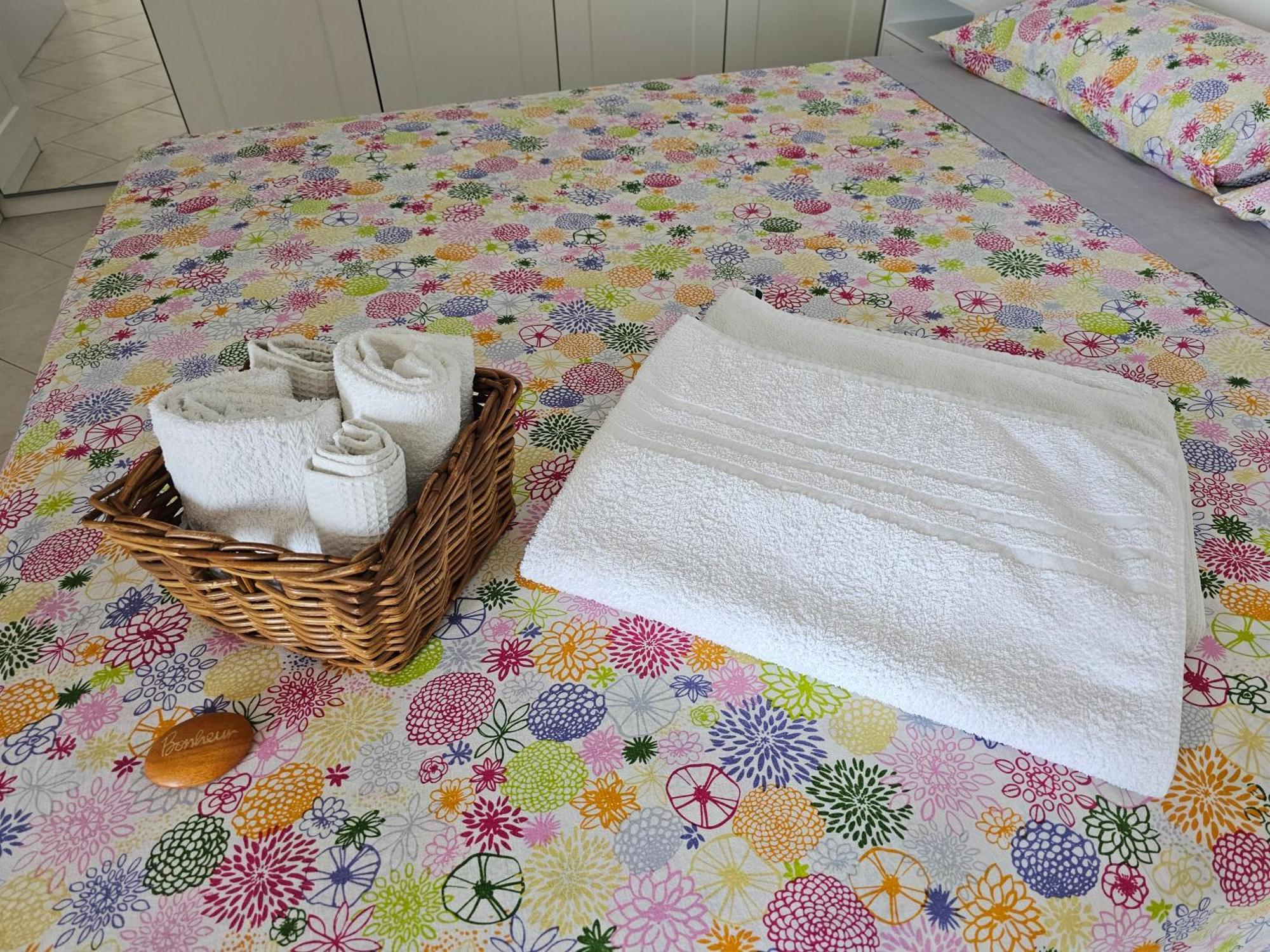 Avocado Βίλα Βεντιμίλια Εξωτερικό φωτογραφία
